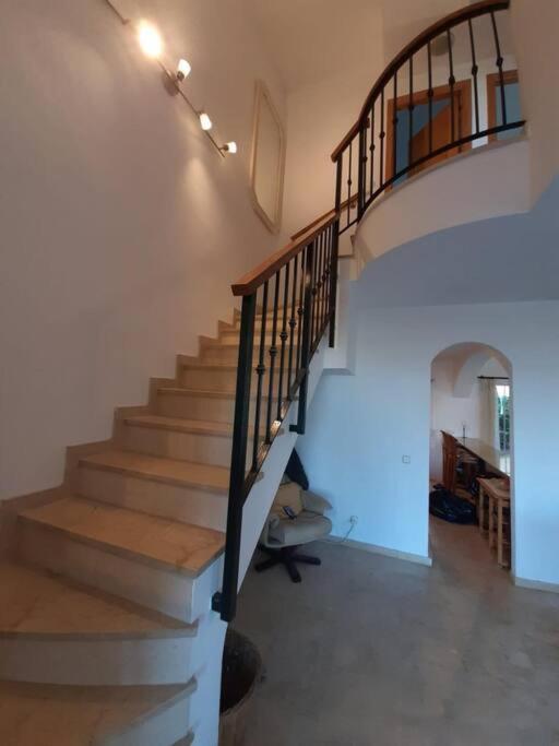 3 Bedroom Home With Amazing Views & Outdoor Spaces Манільва Екстер'єр фото