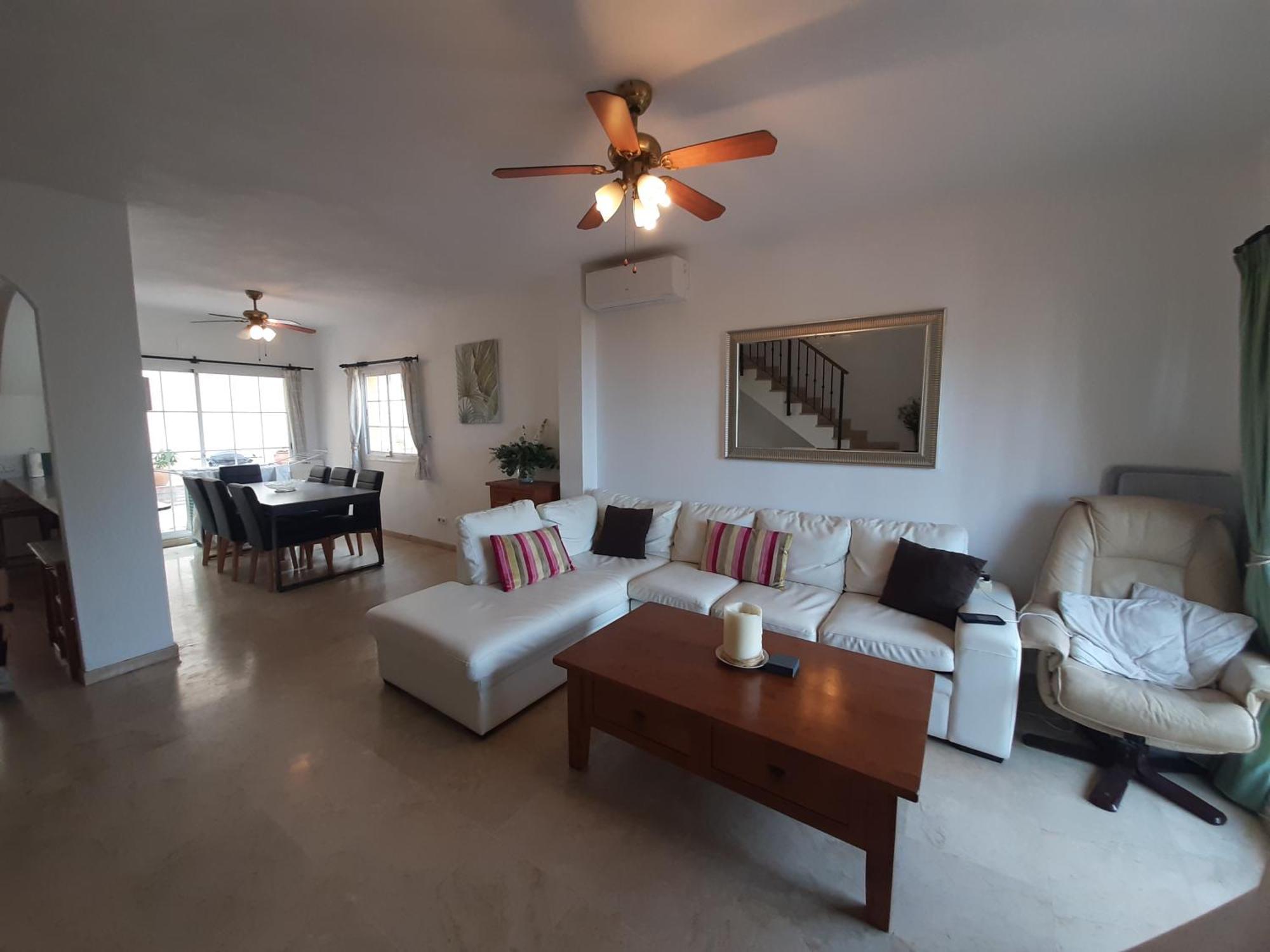 3 Bedroom Home With Amazing Views & Outdoor Spaces Манільва Екстер'єр фото