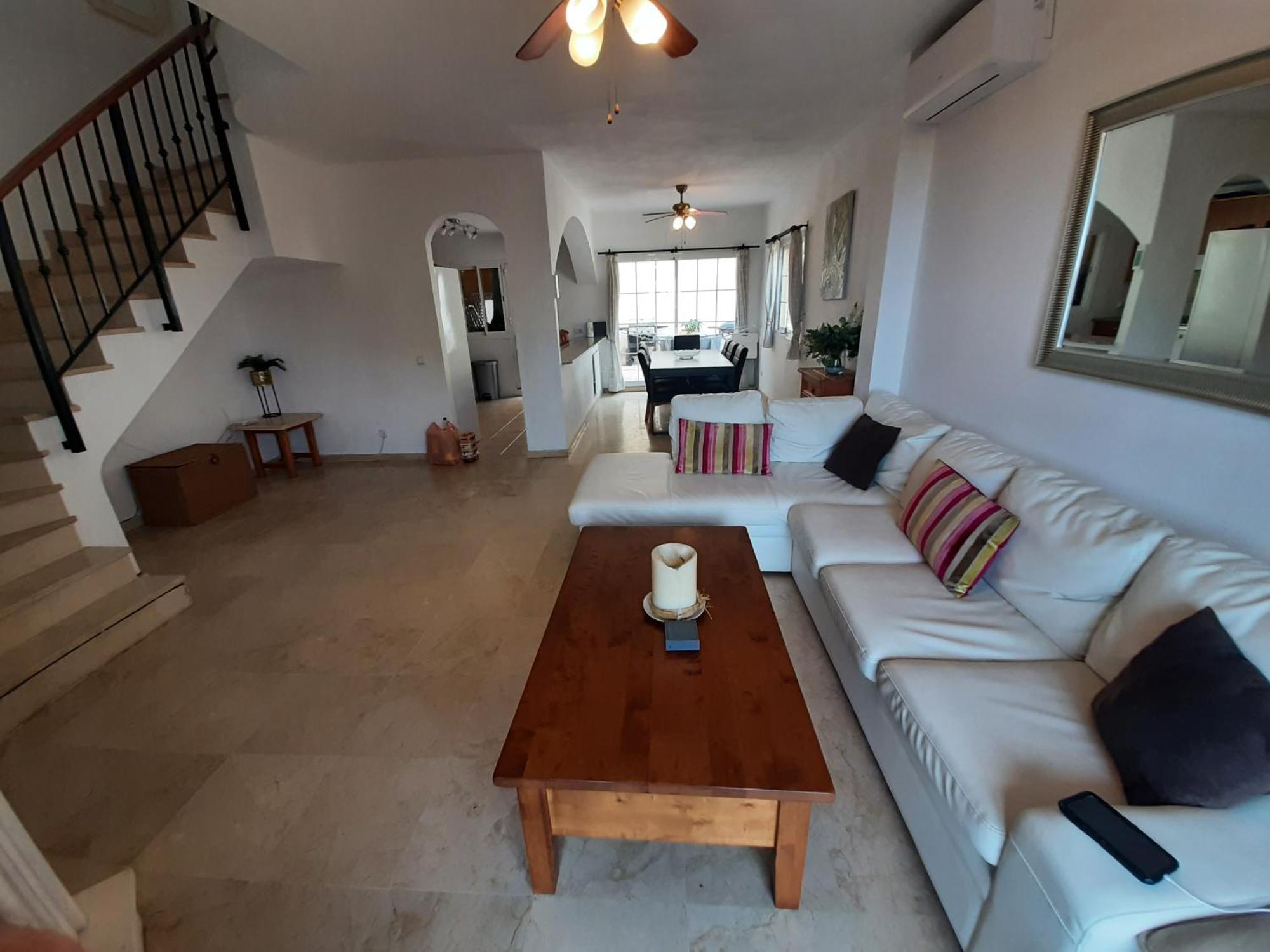 3 Bedroom Home With Amazing Views & Outdoor Spaces Манільва Екстер'єр фото